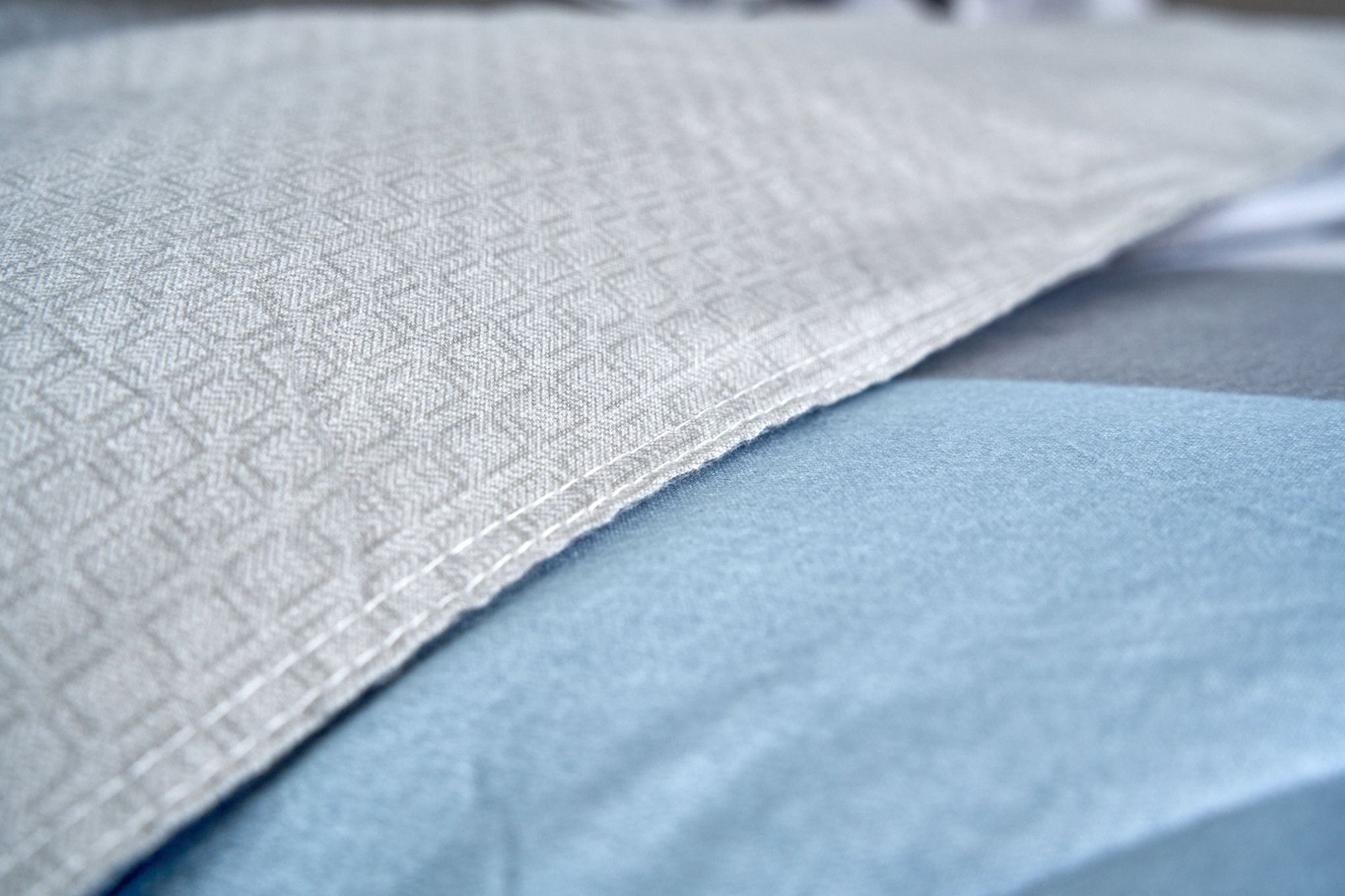 SET DE EDREDON INVIERNO GRIS - Imagen 3
